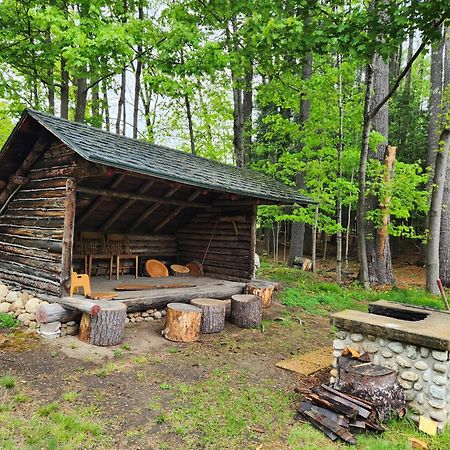 Trails End Inn Keene Valley Екстер'єр фото