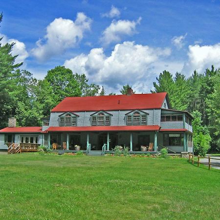 Trails End Inn Keene Valley Екстер'єр фото
