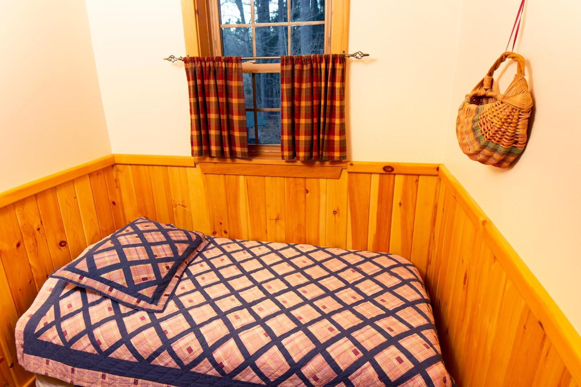 Trails End Inn Keene Valley Екстер'єр фото
